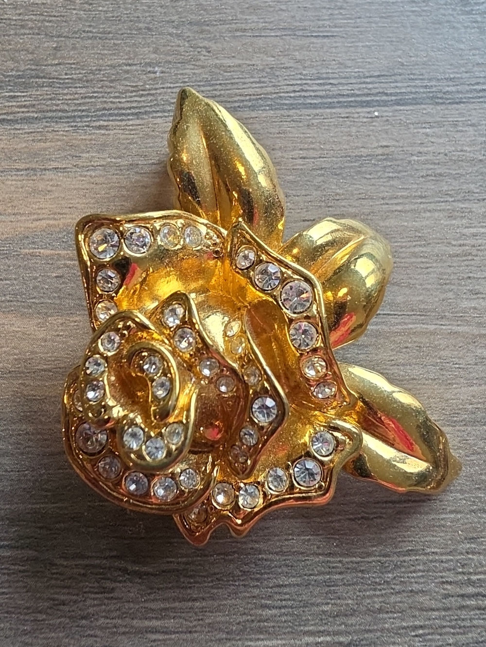 Avon Vintage Gold Crystal Rose Brooch Pin - Women Jewelry
